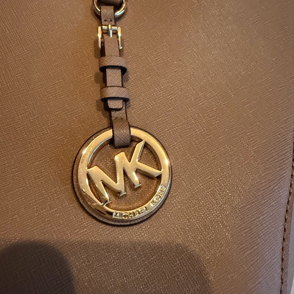 Michael Kors Tan Tote Bag - Picture 2 of 9